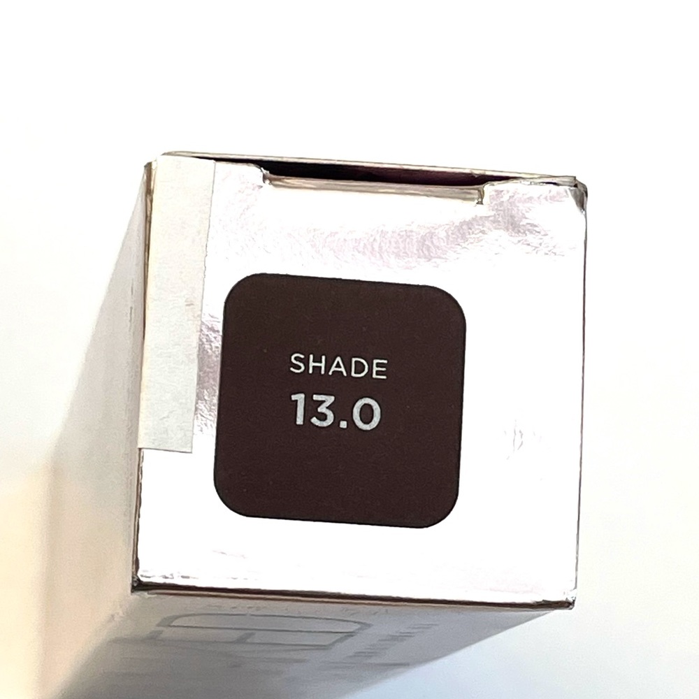 Naked Skin Urban Decay Weightless Liquid Makeup 13 - Picture 6 of 12